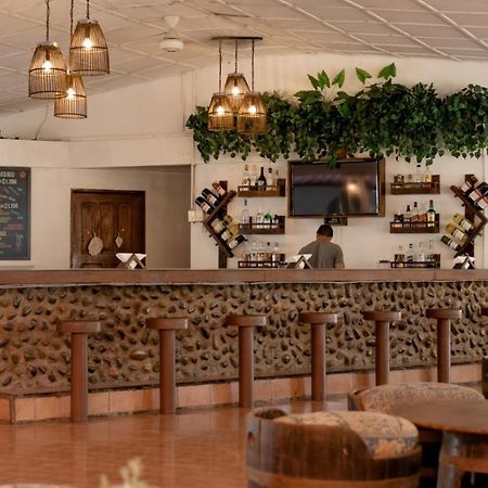 Hotel La Isla باريتا المظهر الخارجي الصورة